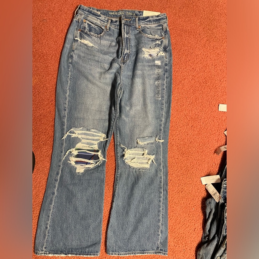 NWT Highest rise 90’s Flare jeans with distressed comfort stretch waistband